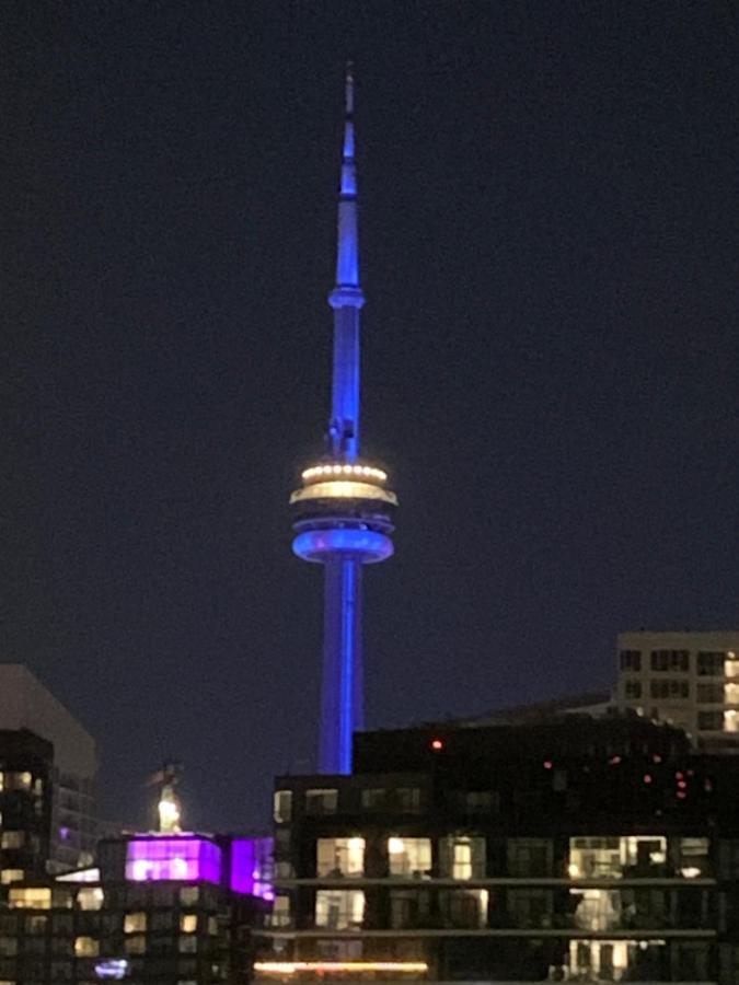 Downtown Waterfront Suites With Cn Tower Views Toronto Exterior foto